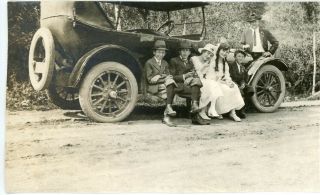 C1910s Photo Colorado Somerset 6 People Sitting Running Board Automobile Car