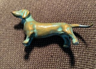 Vintage small Bronze Dachshund dog 3 1/2 inches long 2