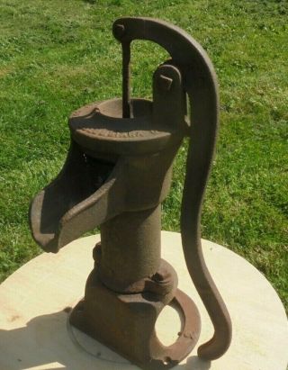 Antique Vintage Cast Iron Columbiana Hand Water Pitcher Pump Farm