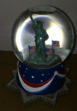 Hallmark Musical Snow Globe Star Spangled Banner Statue Of Liberty See Video