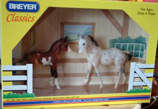 Breyer Horse Bay Pinto & Black Leopard Appaloosa Foal Gift Set 658