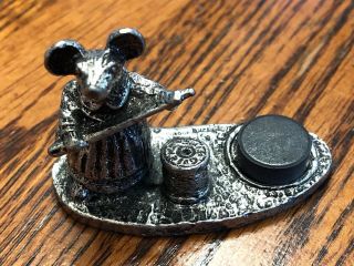 Metzke Pewter Mouse Magnetic Thimble Holder 2” X 1”