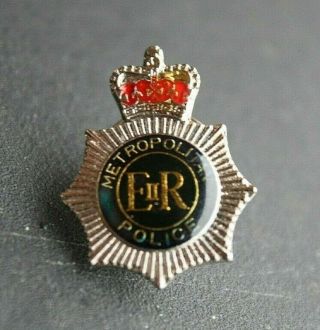 Metropolitan Police London Uk E R Ii Lapel Pin 1960 
