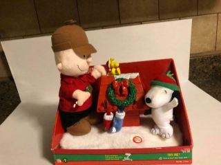 Gemmy Peanuts Snoopy Charlie Brown Musical Animated Christmas Plush Xmas