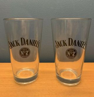 Set Of 2 Jack Daniels Pint Glasses Barware Rare Promo Limited Gift