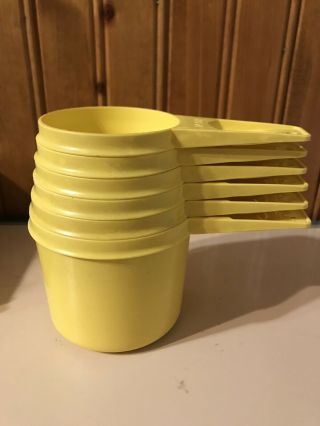 Vintage Retro Tupperware Daffodil Yellow Measuring Cups Full Set Of 6 Nesting