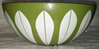 Catherine Holm Norway 9 1/2 Inch Lotus Bowl Avocado Green On White Enamelware