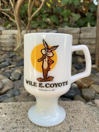 Marriott’s Great America Wile E Coyote Mug 1975 Milk Glass