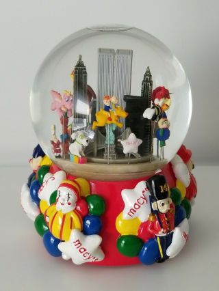 Musical Waterglobe With Twin Towers Macy 