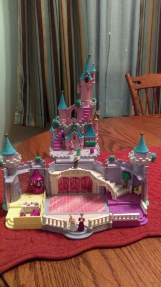 1995 Disney Bluebird Polly Pocket Cinderella Castle Pink/purple