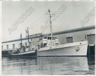 1930 Us Coast Guard Patrol Boat Morris With Captured Rumrunner Press Photo