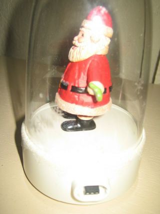 Hallmark 2012 Happy Tappers Santa Christmas Animated Musical Dancing w/batteries 2