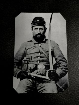 Tintype Of Civil War Soldier With Pistol And Sword Civil War Tintype C1017rp