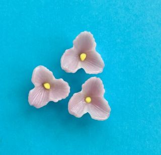 3 X 18mm Vintage Pink Glass Flower Shaped Buttons,  Trilliums
