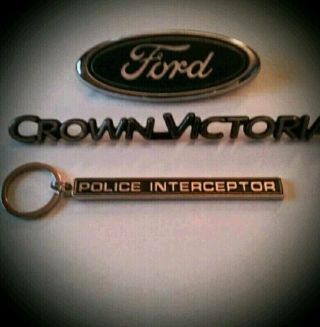 1999 - 2011 Ford Crown Victoria " Police Interceptor " Keychain (only) (d8)