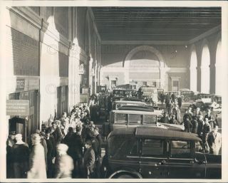1931 Press Photo 1930s Registry Of Motor Vehicles Commonwealth Pier Boston