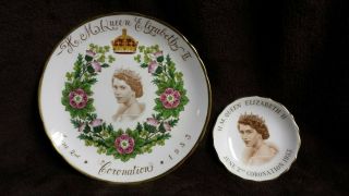Set Of 2 Queen Elizabeth Ii Commemorative Plates 1953