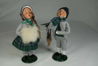 Byers Choice Carolers Set Of 2 Skaters Children Boy And Girl 1988 Matching Set