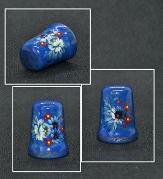 Russia Hand Painted Wood Blue Thimble