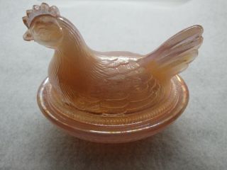 Boyd Pink Iridescent Glass Chicken On A Basket 3 1/2 Inches