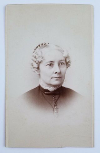 Cabinet Card Photograph Portrait Of An Old Woman Chicago Illinois