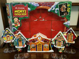 Vintage Animated Mr.  Christmas Mickeys Clock Shop Disney Plays 21 Songs