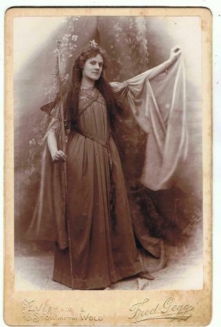 Cabinet Card Of An Actress By Fred Gegg,  Evesham