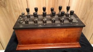 Vintage Resistance Decade Box Electrical Lab Instrument Dovetailed Case/bakelite