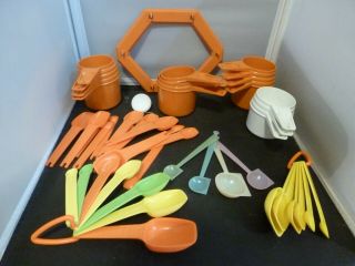 Vintage Tupperware Measuring Spoons & Cups Various Sizes