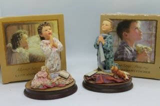 Mama Says Figurine Set Of 2 " Pray " Boy & Girl By Kathy Andrews Fincher