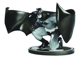 Dc Comics Batman Black & White Jim Lee Statue
