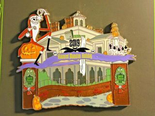 Santa Jack Jumbo Disney 2019 Haunted Mansion Holiday Pin Nbc Disneyland Le3000