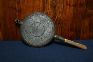 Vintage Griswold American No.  8 Waffle Iron With Base Cast Iron