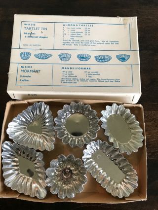 Set Of 36 Vintage Mormatt Tartlet Tins Made In Sweden W/ Box 212 Various Shapes