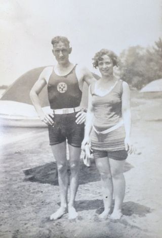 1920’s Vintage Pretty Young Man & Flapper Lady Schoolgirl In Bathing Suit Photo