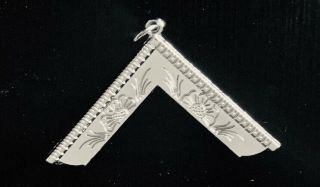 Masonicworshipful Master Collar Jewel In Silver Color