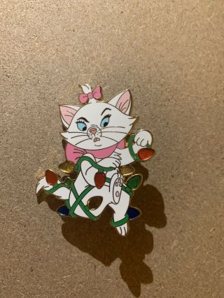 Disney Dsf Dssh - Tangled In Lights - Marie Le300 Pin