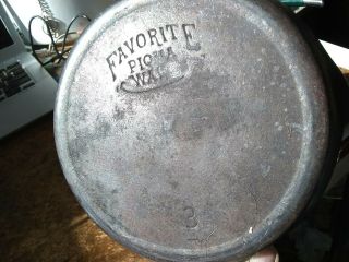 Vintage Favorite Piqua Ware Cast Iron Skillet 3 Sits Flat