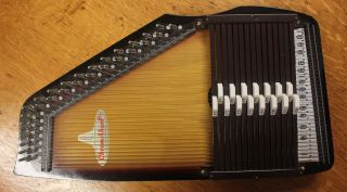 Vintage 15 Chord Chromaharp Autoharp With Tuning Tool Made In Japan