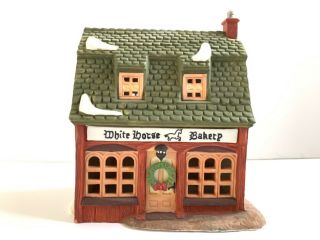 1988 Dept 56 Dickens Village - White Horse Bakery - 59269 W/ Box - Christmas