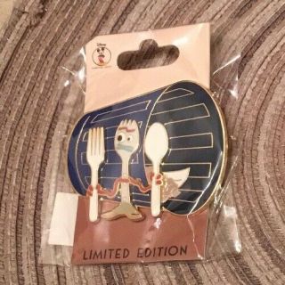 Disney Employee Center Dec Pin Forky Surprise Pin Toy Story 4 Le 250