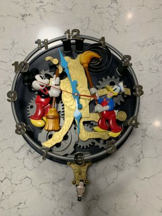 Disney Mickey Mouse Animated Talking Wall Clock W/pendulum The Cleaners