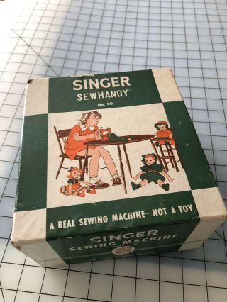 Vintage Black Singer Toy Sewing Machine 2