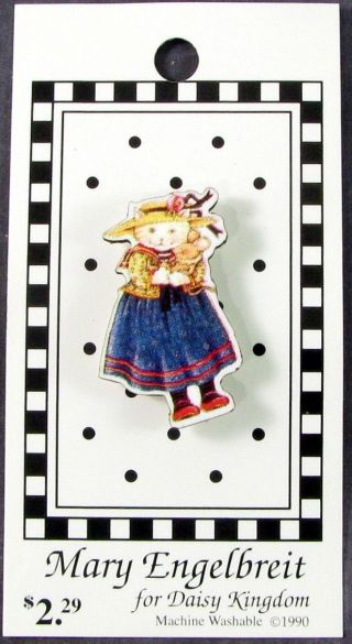 Mary Engelbreit Button,  Anthropomorphic Cat Holding Doll,  Orig 1990 Card