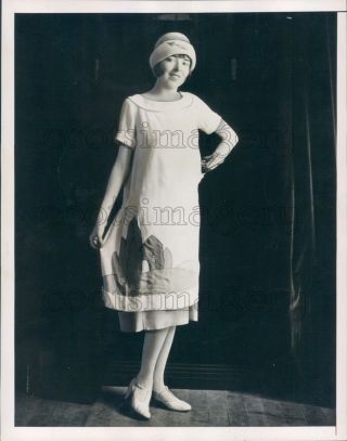 1925 Press Photo Pretty Actress Colleen Moore Models Unique 1920s Dress