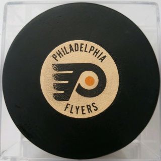 Philadelphia Flyers Vintage Art Ross Converse Ccm Tyer Nhl Official Game Puck