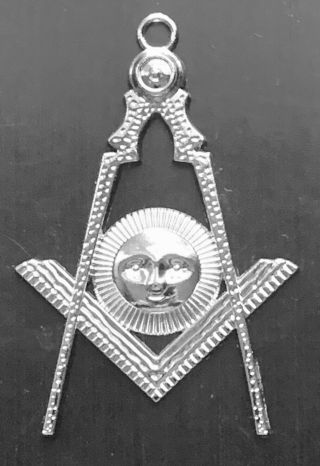 Masonic Senior Deacon Collar Jewel In Silver Color