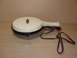 Vintage Proctor Silex Panhandler Mini Electric Fry Pan And Works/w Cover