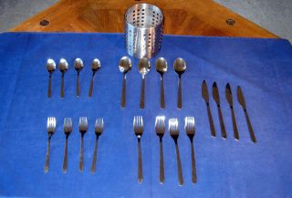20 Pc Set Ikea Stainless Steel Flatware Knifes Forks Spoons/caddie L3