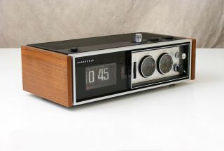 Vintage Panasonic Rc - 7469 Fm - Am Flip Clock Radio All